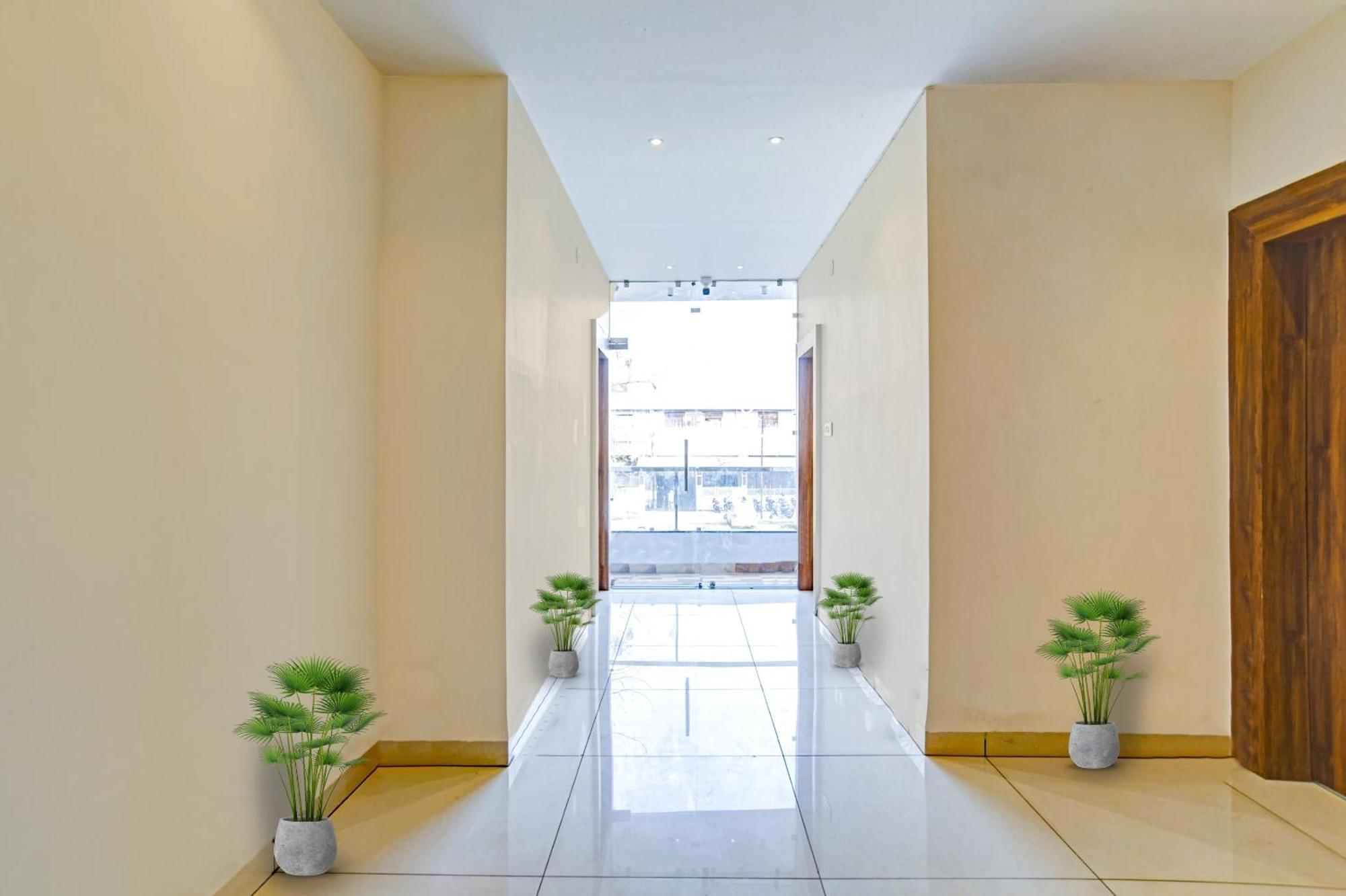 Hotel O Blue Sky Indore Exterior foto