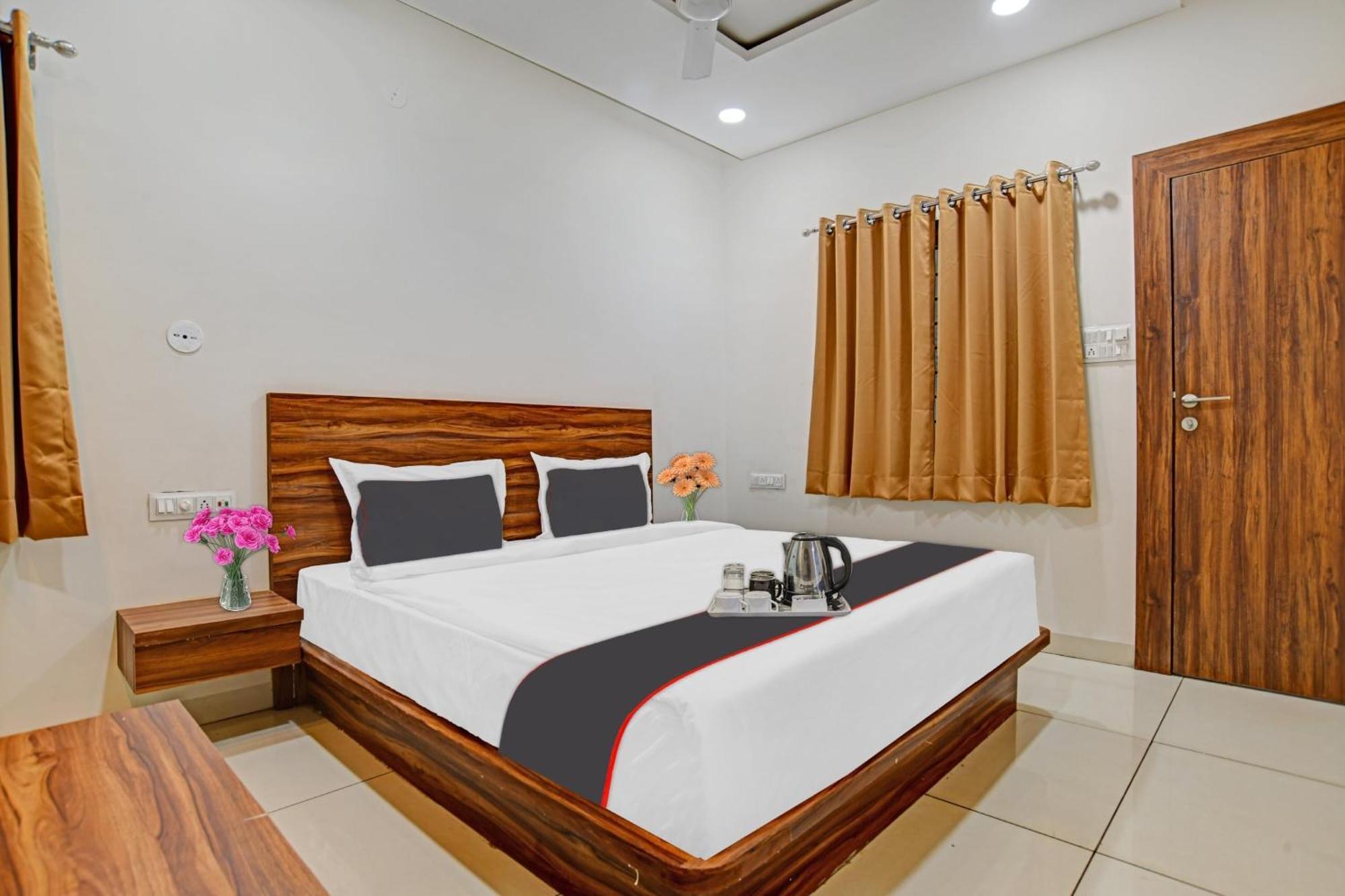 Hotel O Blue Sky Indore Exterior foto